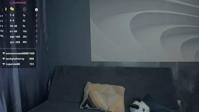 TarynPalek webcam