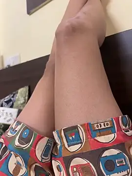 indianshycouple