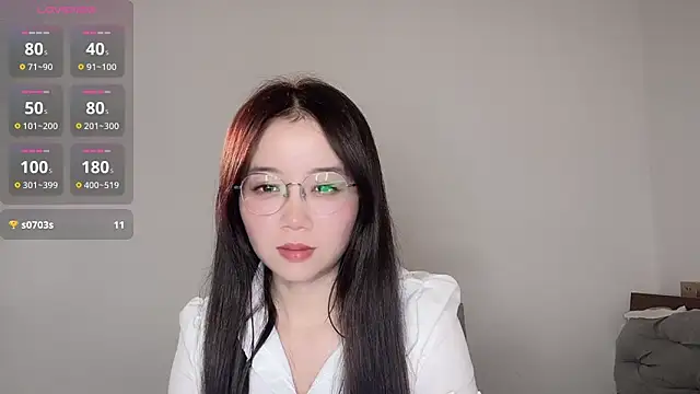 77-Vicky webcam