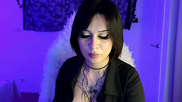 LilithMadden webcam