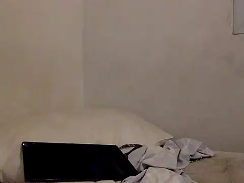 gisele23cm live sex cam