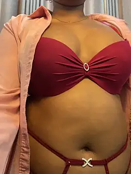 ZELINA_WOOFY webcam