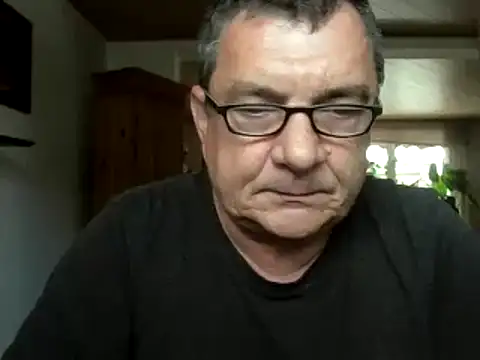 nobbie444 (M mature) - naked