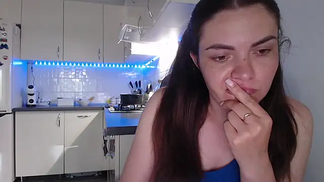 _JustmeHere_ live cam on StripChat