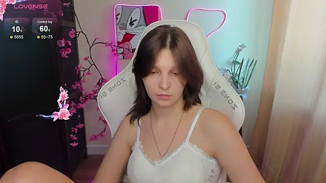 audreyykim (F teen) - spank ass x16