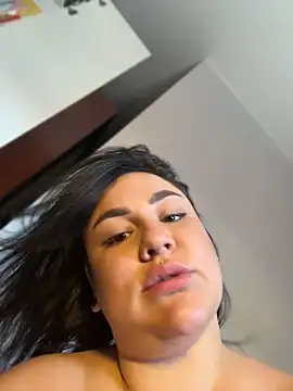 SwittieKendra webcam