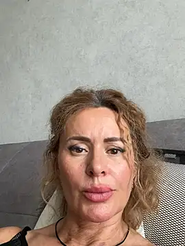 Tania201243 webcam