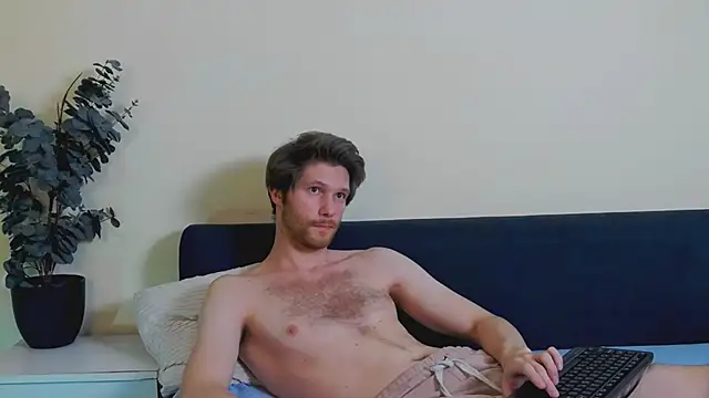 eddie_baker (M young) - I like the lovense vibes in me from this