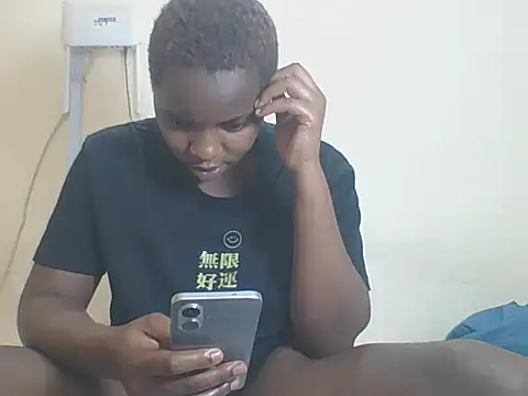 Hotebonygal webcam