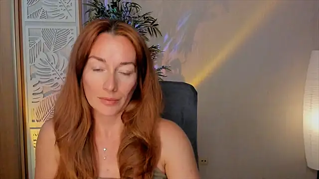 RebeccaMartinez webcam