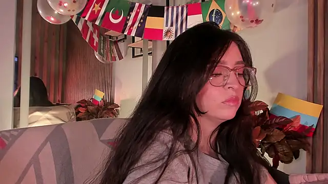 eva_macalliter (F young) - play nipples