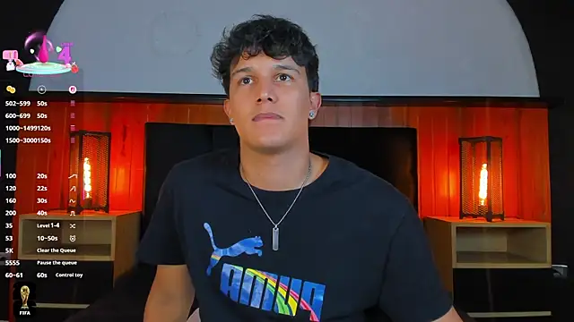 Leo_Savage_ webcam