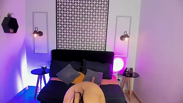 Amber_gold_ webcam