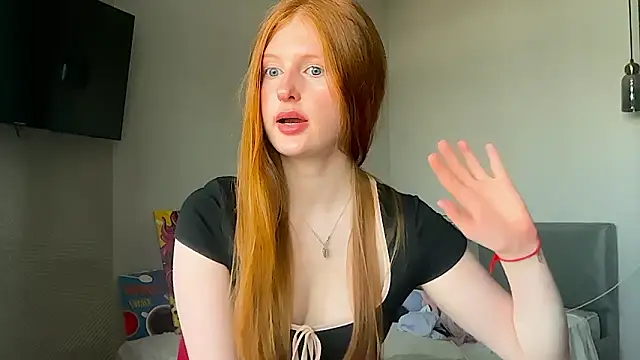 Watch LuxXAngel live on EroticFlix - High definition streams