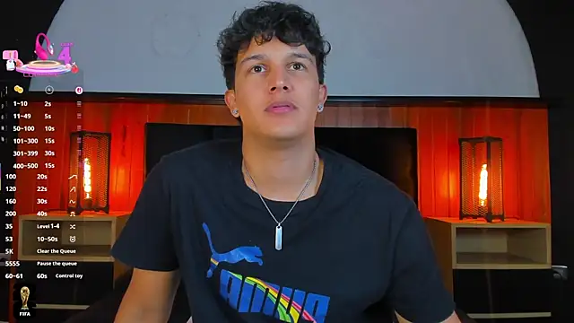 Leo_Savage_ webcam