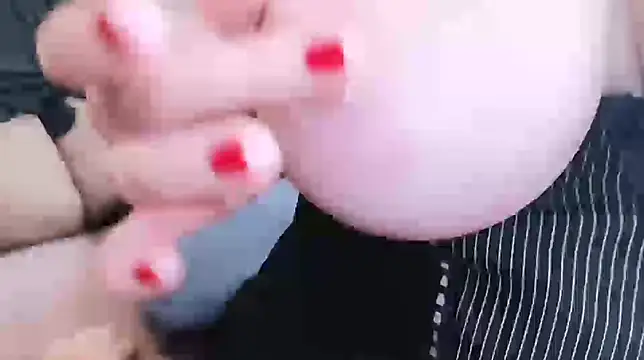 LadyAndTransy webcam