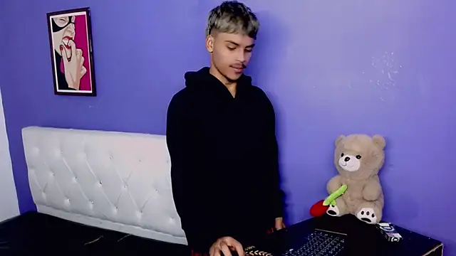 Angel_foxc13 webcam