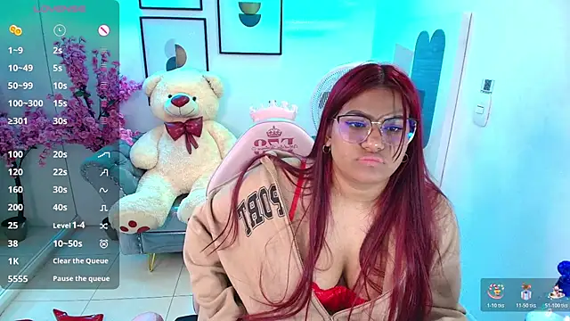 Charlotte_stoone webcam