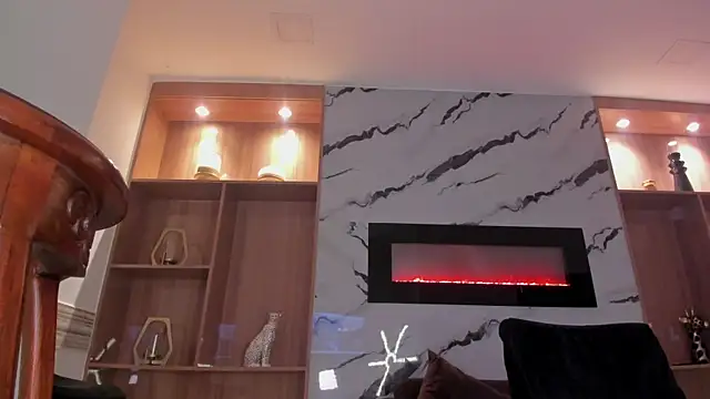 Celora - Trans webcam sex chat