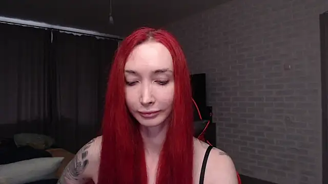 Roxy_Silver webcam