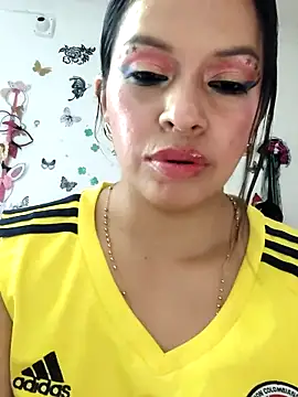 Watch AntonelaMorriz live on EroticFlix - High definition streams