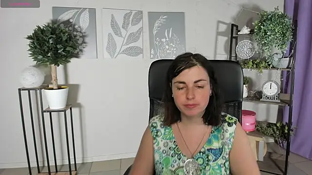 MartaEdams webcam
