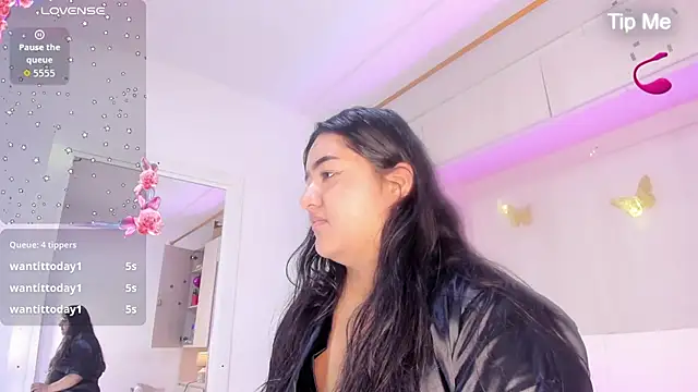 LilyWhitney webcam