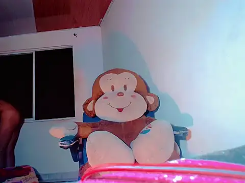 latinhott23 webcam