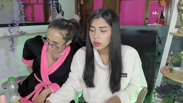 aysha_winxs (G teen) - french kiss