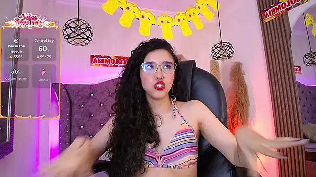 Amara_Davis1 webcam