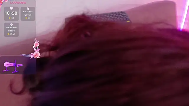 helen_diazz webcam