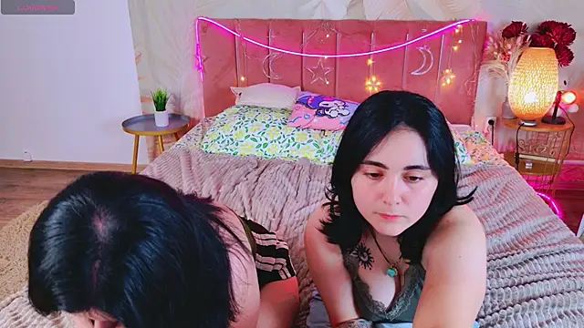 RuthHalll webcam