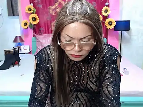 UrAsianPrincessDanie webcam
