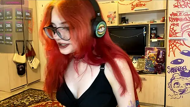 Watch RedHeadCat live on EroticFlix - High definition streams