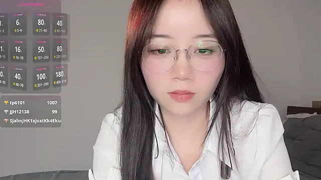 Watch 77-Vicky live on EroticFlix - High definition streams