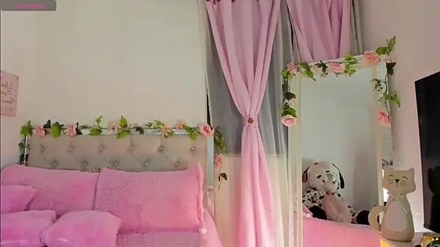 Watch bruneettklaryss live on EroticFlix - High definition streams