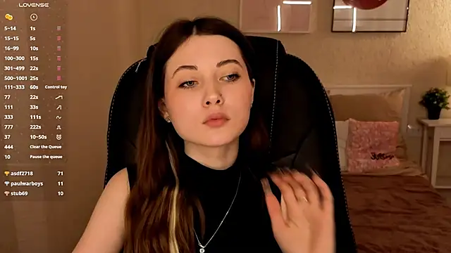 Watch Kimmie_shine live on EroticFlix - High definition streams