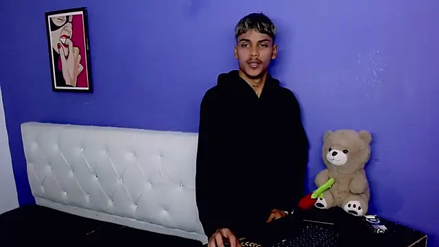 Angel_foxc13 webcam