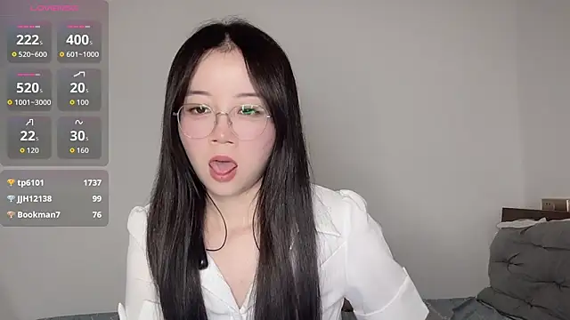 Watch 77-Vicky live on EroticFlix - High definition streams