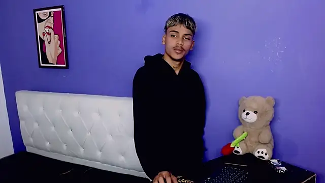 Angel_foxc13 webcam