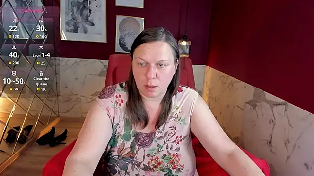 Watch KellyPerfection live on EroticFlix - High definition streams