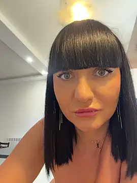 MysticCleo webcam