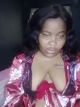 ChubbyMidgetxxx19 webcam
