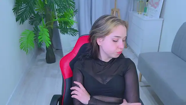 Oksi_Koxy webcam