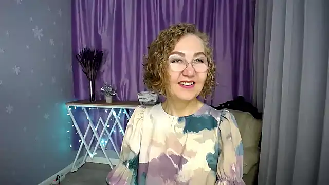 queen_a_n_i webcam
