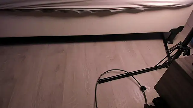 Watch KenyaCopper live on EroticFlix - High definition streams