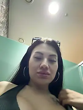 Wet__Bunny webcam
