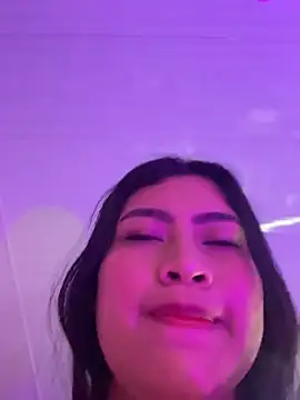 LunaaRosse webcam