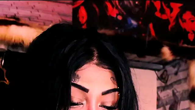 indian_dreamgirl webcam