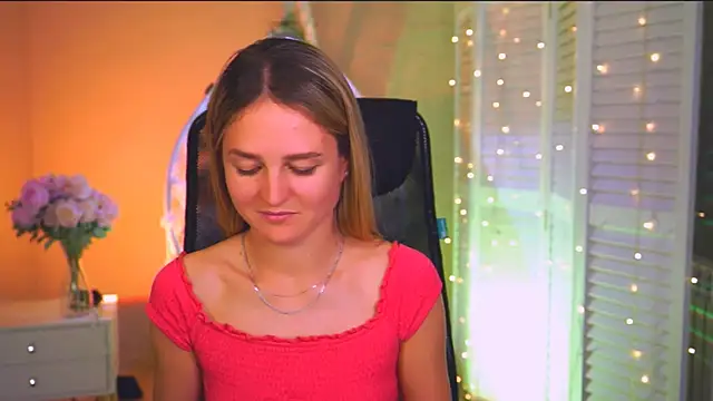 DeboraLarson webcam